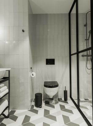 Hotel V Fizeaustraat Bathroom 3